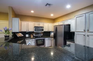 Photo #4: 6077514 Listing