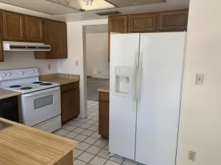 Photo #5: 6077553 Listing