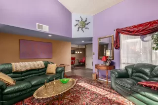 Photo #5: 6077561 Listing