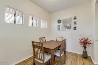 Photo #6: 6077565 Listing