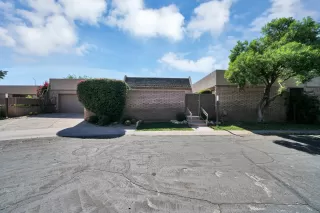 Photo #1: 6077631 Listing