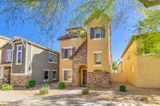 Photo #2: 6077686 Listing 