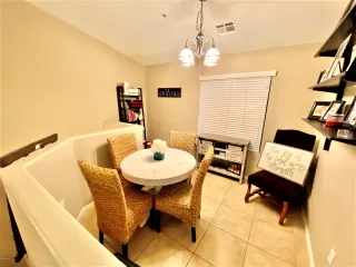 Photo #2: 6077741 Listing