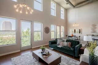 Photo #6: 6077845 Listing