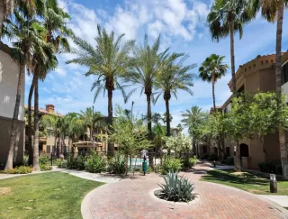 Photo #6: 6077963 Listing