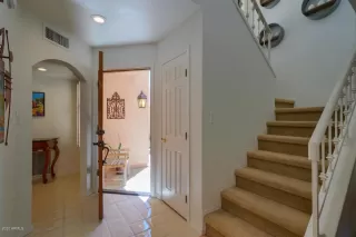 Photo #2: 6077985 Listing