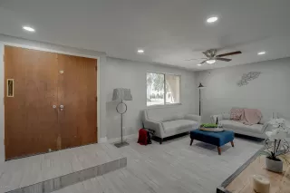 Photo #3: 6078031 Listing