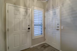 Photo #2: 6078072 Listing