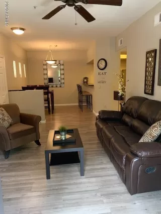 Photo #4: 6078137 Listing