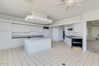 Photo #6: 6078194 Listing