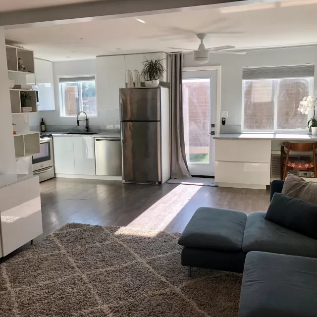 MLS: 6078313 Condo For Sale