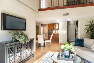 Photo #4: 6078314 Listing