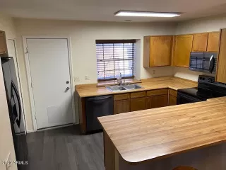 Photo #1: 6078409 Listing