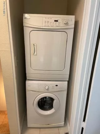 Photo #6: 6078409 Listing