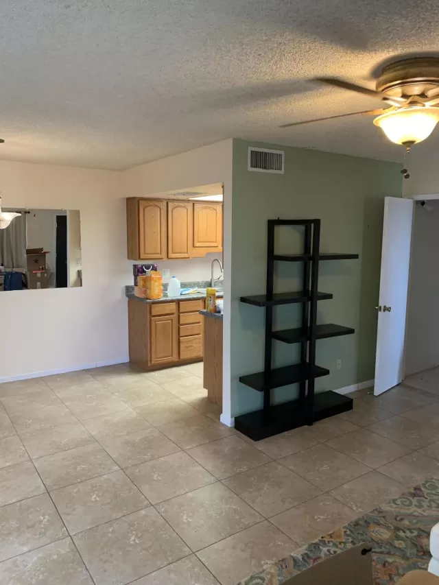 MLS: 6078421 Condo For Sale