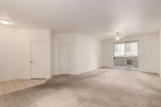 Photo #5: 6078513 Listing