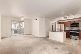 Photo #6: 6078513 Listing