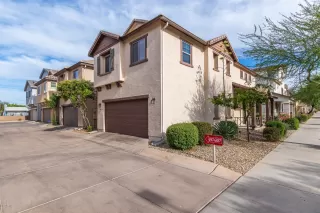 Photo #2: 6078540 Listing