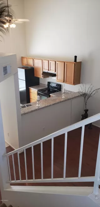 Photo #5: 6078615 Listing 