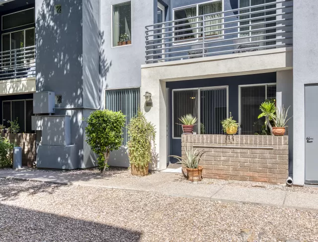 MLS: 6078632 Condo For Sale