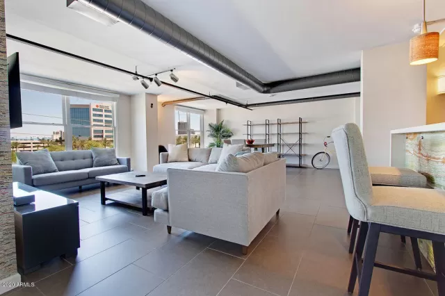 MLS: 6078734 Condo For Sale