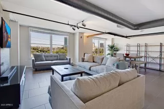 Photo #3: 6078734 Listing