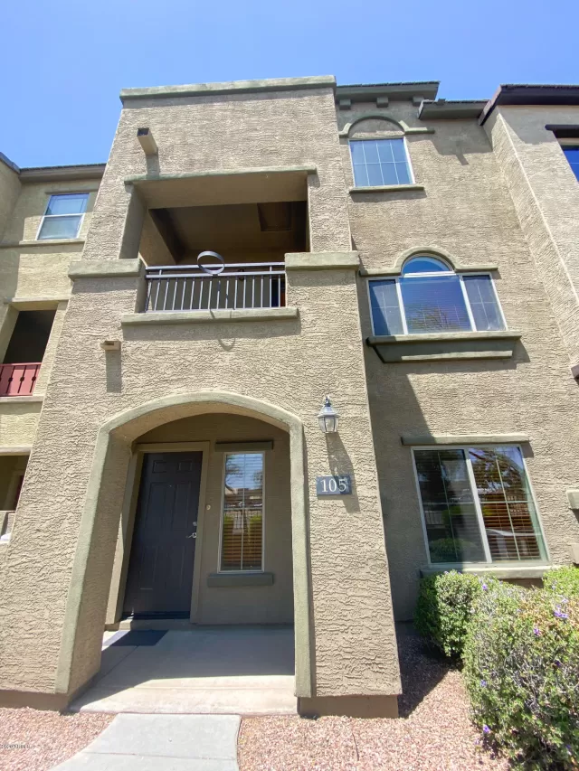 MLS: 6078892 Condo For Sale