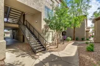 Photo #3: 6078899 Listing 