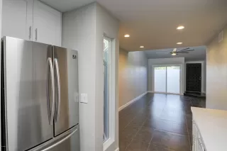 Photo #6: 6079105 Listing