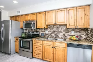 Photo #2: 6079310 Listing