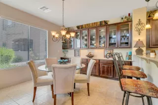 Photo #3: 6079489 Listing