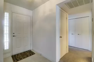 Photo #5: 6079693 Listing 