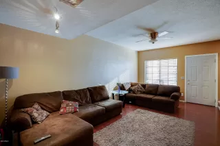 Photo #4: 6079710 Listing