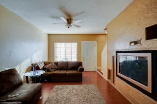 Photo #6: 6079710 Listing