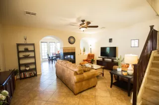 Photo #2: 6079758 Listing 