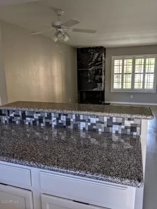 Photo #2: 6079877 Listing