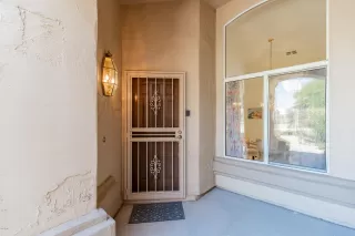 Photo #2: 6079909 Listing