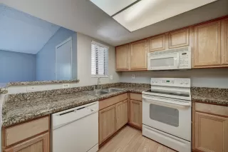 Photo #6: 6080018 Listing 