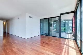 Photo #6: 6080184 Listing