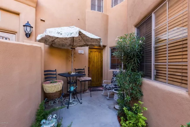 MLS: 6080473 Condo For Sale