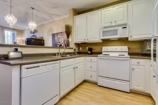 Photo #2: 6080826 Listing