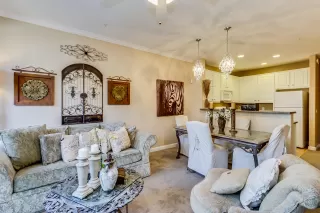 Photo #3: 6080826 Listing