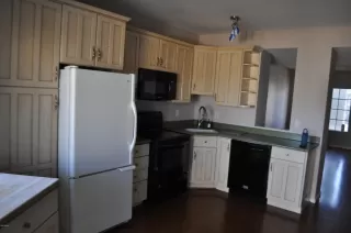 Photo #6: 6081156 Listing