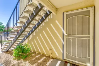 Photo #2: 6081229 Listing