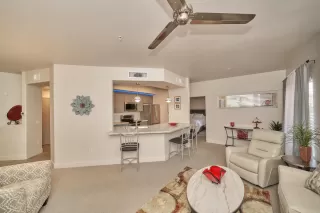 Photo #6: 6081325 Listing