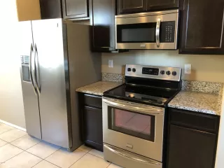 Photo #2: 6081348 Listing 