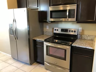 Photo #3: 6081348 Listing 