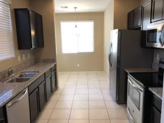 Photo #5: 6081348 Listing 