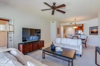 Photo #3: 6081413 Listing 