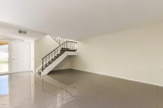 Photo #2: 6081545 Listing